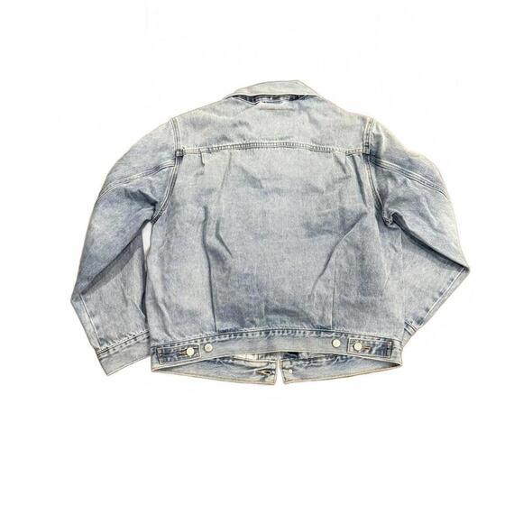 Levi's Classic Light Wash Denim Jacket Men's, Medium - Picture 2 of 3